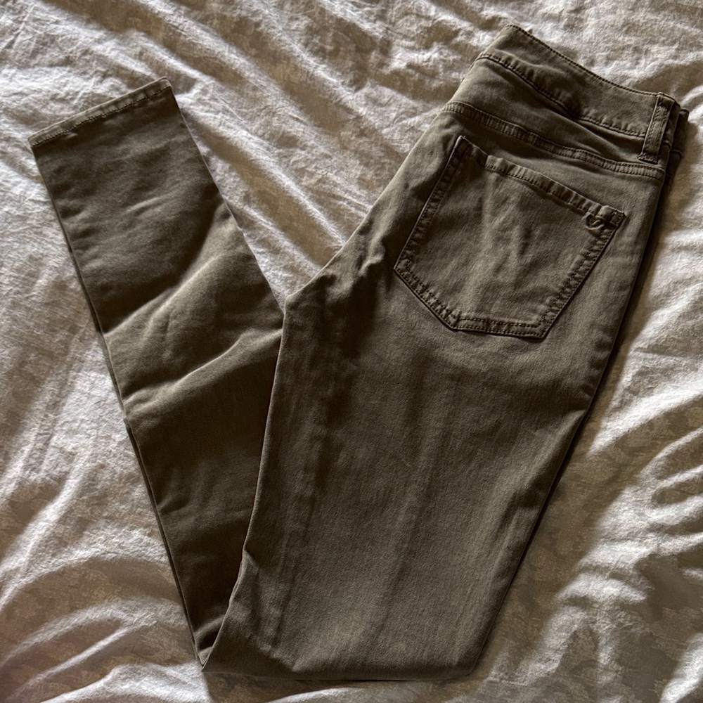 Women's Olive Green Hi-Rise Jeggings